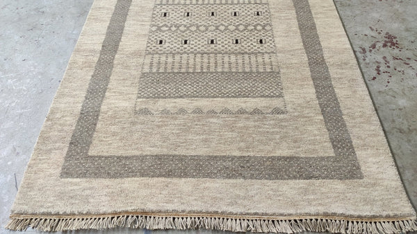 Daffodil 4x6 Beige Hand-Knotted Rug | Banana Manor Rug Company