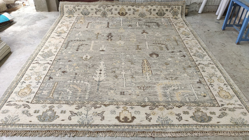 Danae 8.3x10 Grey and Ivory Hand-Knotted Oushak Rug | Banana Manor Rug Company