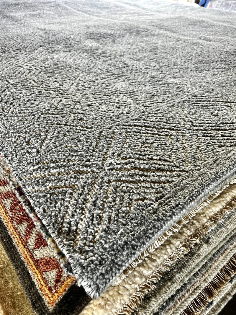 Dionne 8x9.9 Hand-Knotted Grey and Ivory Modern Rug | Banana Manor Rug Company