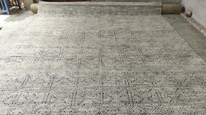 Émilie Dequenne 10x14 Natural and Blue Hand-Knotted Abstract Rug | Banana Manor Rug Company