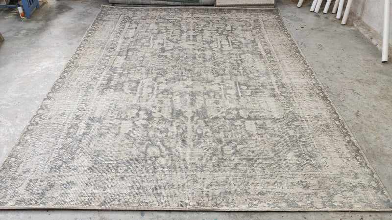 Erica 8x10 Hand-Knotted Grey Oushak Rug | Banana Manor Rug Company