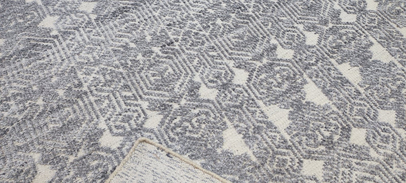 Ewen Solon Hand-Knotted Modern Natural and Grey High-Low 8X10 | Banana Manor Rug Company