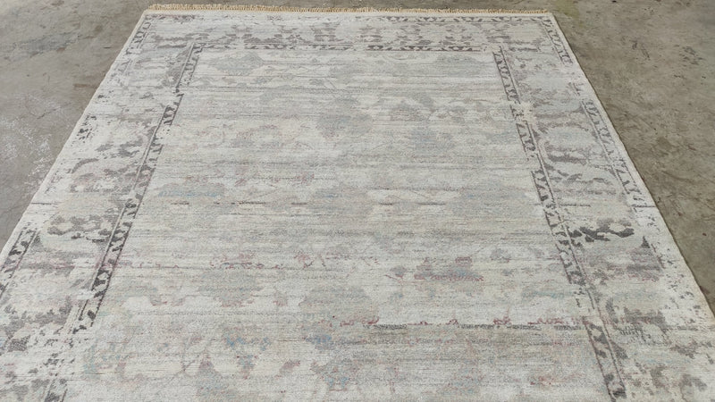 Francoise 5.6x7.6 Silver and Brown Hand-Knotted Rug | Banana Manor Rug Company