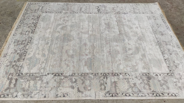 Francoise 5.6x7.6 Silver and Brown Hand-Knotted Rug | Banana Manor Rug Company