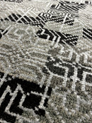 Geena Davis 5.6x8.6 Light Grey Hand-Knotted Abstract Rug | Banana Manor Rug Company