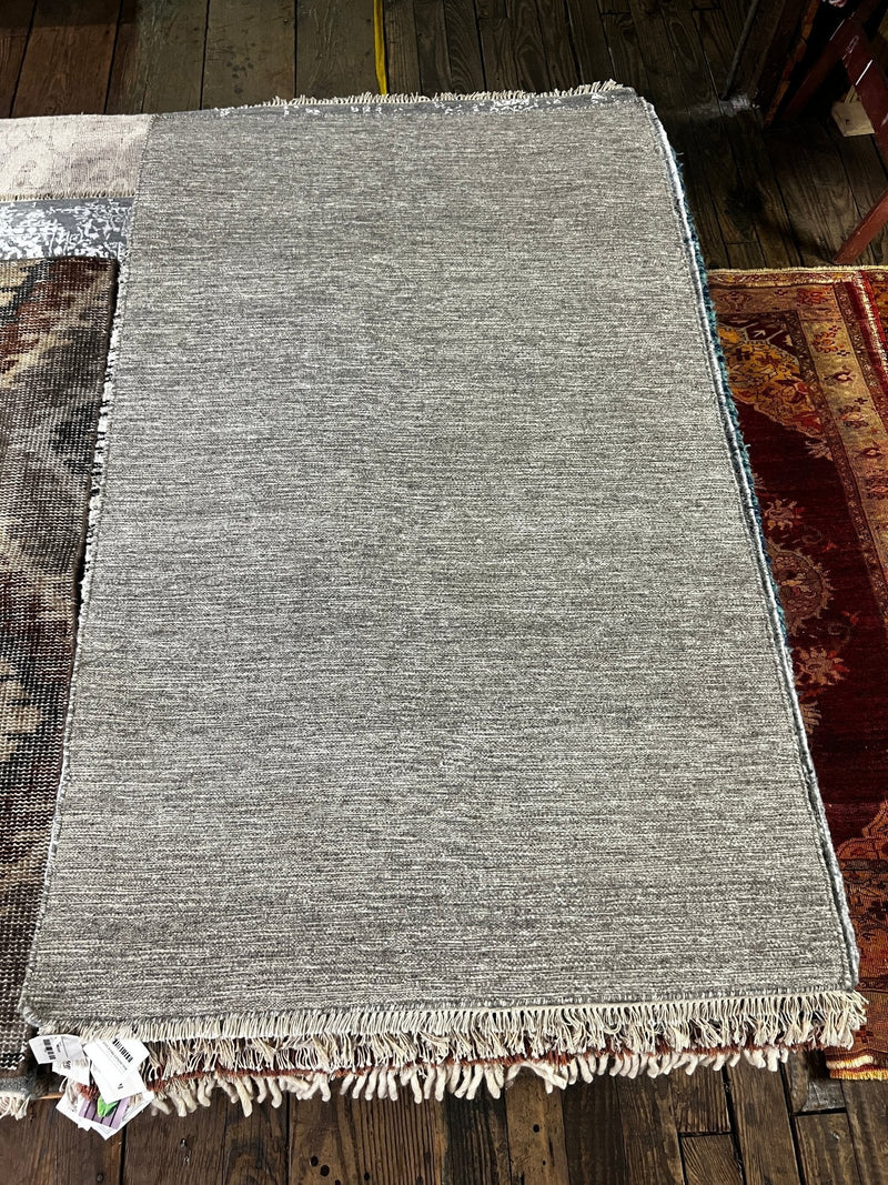 George Michael Bluth 3x5 Silver and Grey Handwoven Rug | Banana Manor Rug Factory Outlet