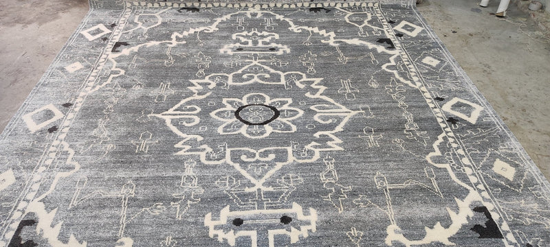 Gina Lollabrigida 8.9x11.9 Light Blue Hand-Knotted Oushak Rug | Banana Manor Rug Company