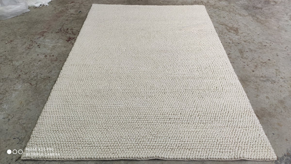 Gordon Sumner 6.6x9.9 White Pet Yarn Eye Ball Handwoven Durrie Rug | Banana Manor Rug Company