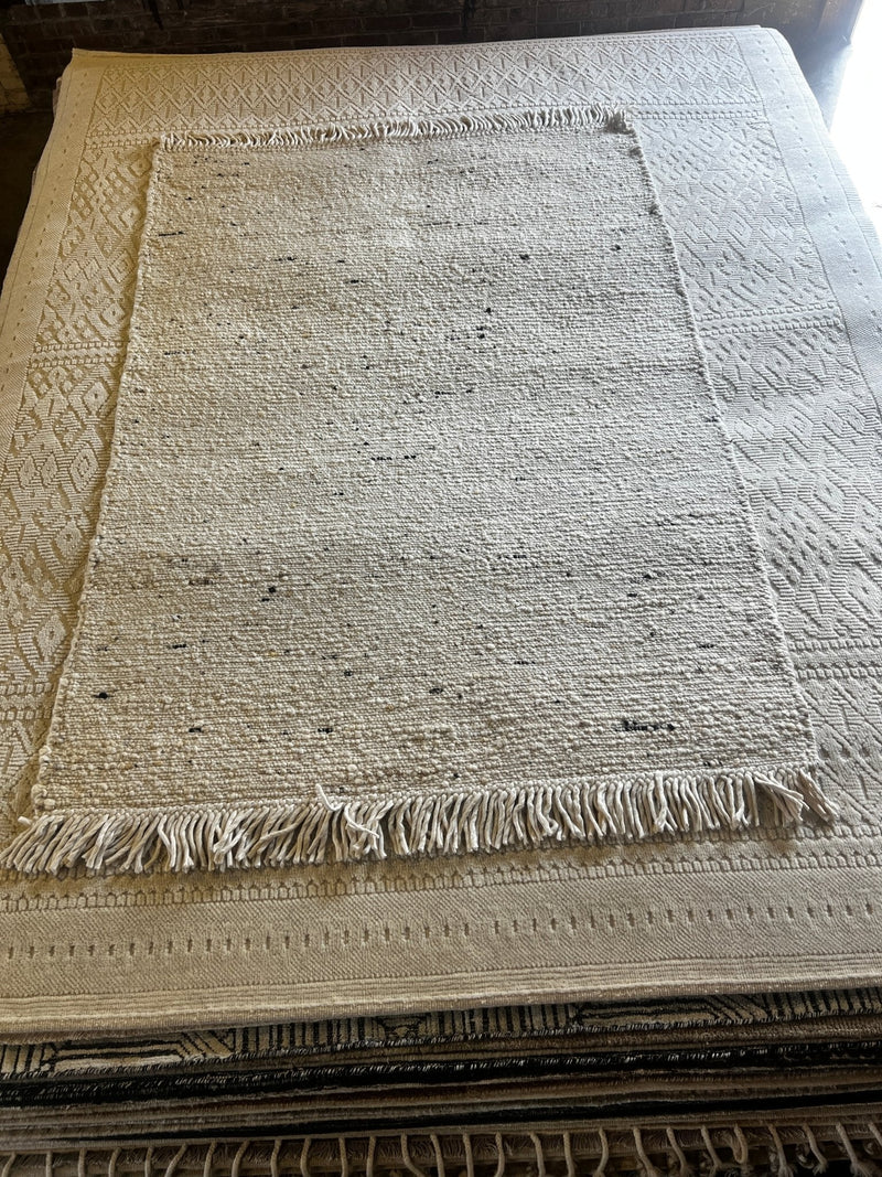 Hannah More 5.6x7.9 Handwoven Wool Durrie Natural Ivory Handcarded | Banana Manor Rug Factory Outlet