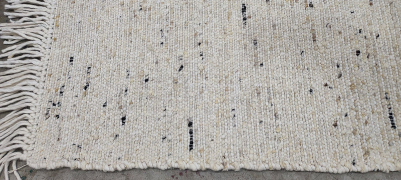 Hannah More Handwoven Wool Durrie Natural Ivory Handcarded 5.6x7.9 | Banana Manor Rug Company