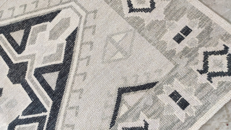 Harper 8x9.9 Hand-Knotted Off White Oushak Rug | Banana Manor Rug Company