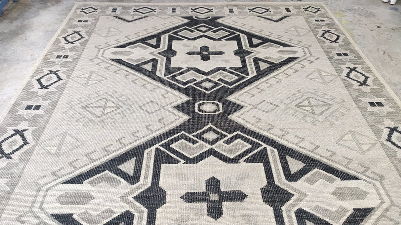Harper 8x9.9 Hand-Knotted Off White Oushak Rug | Banana Manor Rug Company