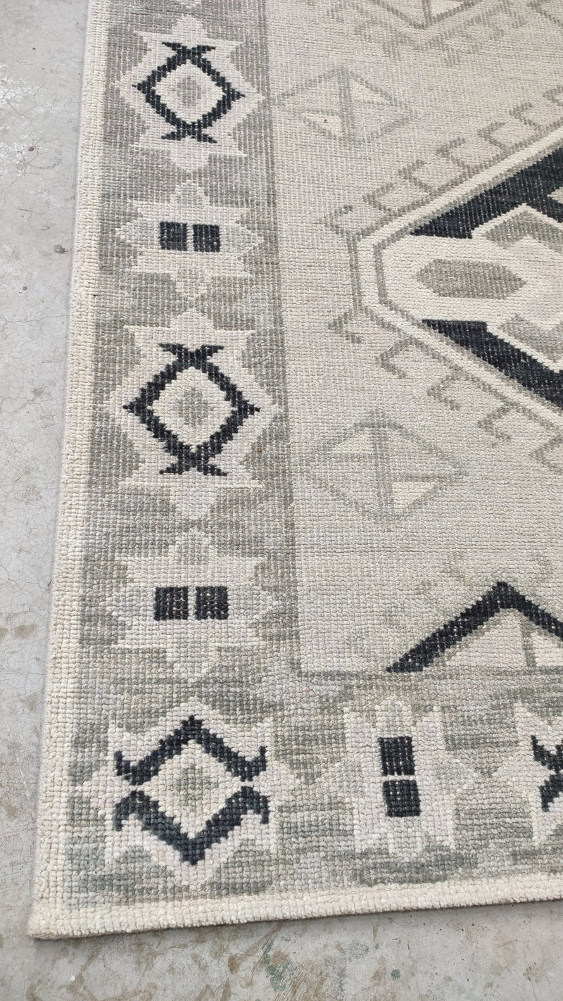 Harper 8x9.9 Hand-Knotted Off White Oushak Rug | Banana Manor Rug Company