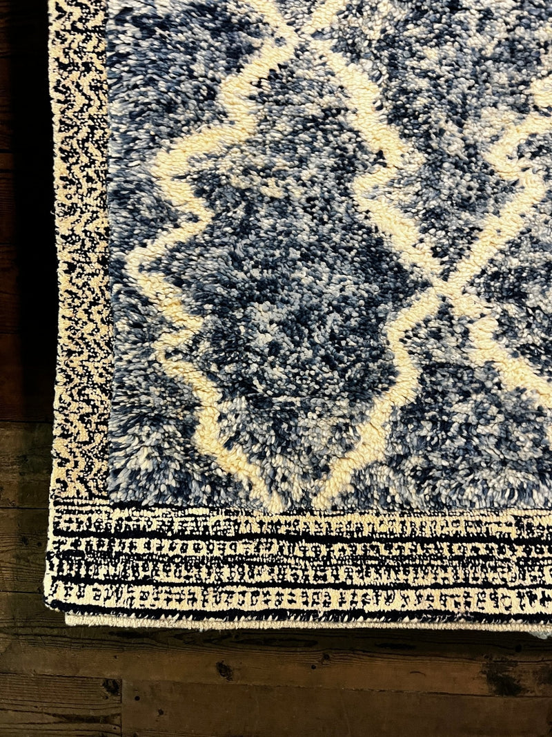 Iben Hjejle 5x7.6 Blue Hand-Tufted Rug | Banana Manor Rug Company