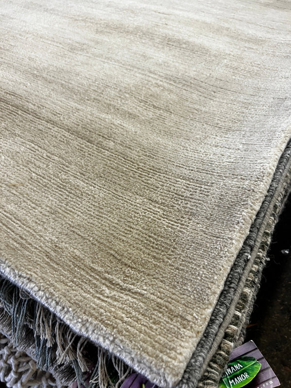 India Ivory Textured Handwoven Rug | Banana Manor Rug Company