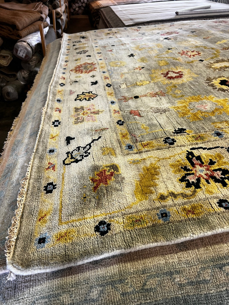 Janice Dickenson 8.9x11.6 Light Green and Ivory Hand-Knotted Oushak Rug | Banana Manor Rug Factory Outlet