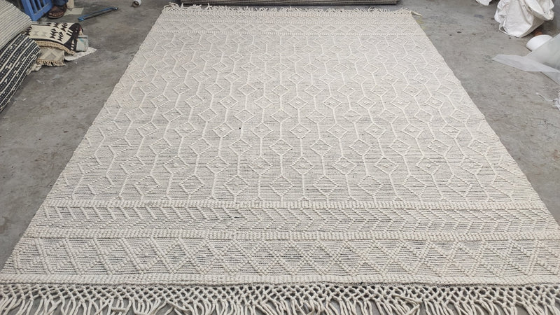 Jedediah Atkinson 7.6x9.6 White Modern Handwoven Rug | Banana Manor Rug Company