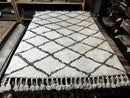 Jeff Spicoli 4.9x6.9 White and Black Moroccan Style Rug | Banana Manor Rug Factory Outlet