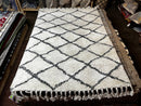 Jeff Spicoli 4.9x6.9 White and Black Moroccan Style Rug | Banana Manor Rug Company