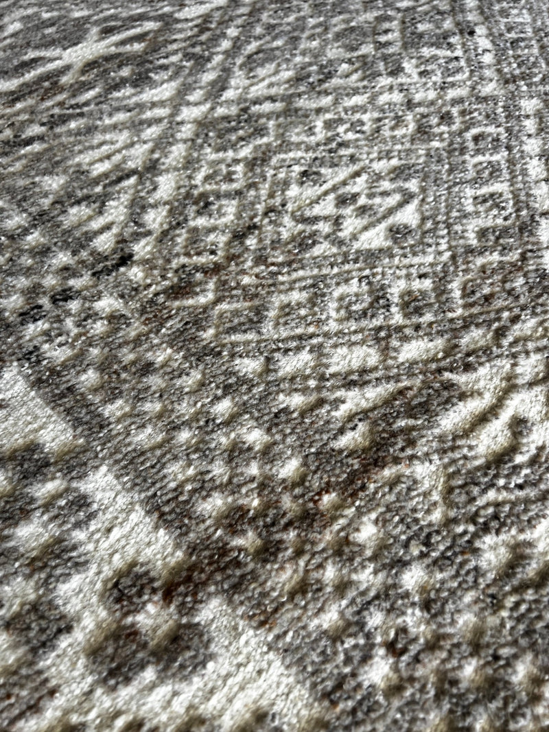 Joel Tobeck Hand-Knotted Modern Natural and Grey High-Low 8X10 | Banana Manor Rug Factory Outlet