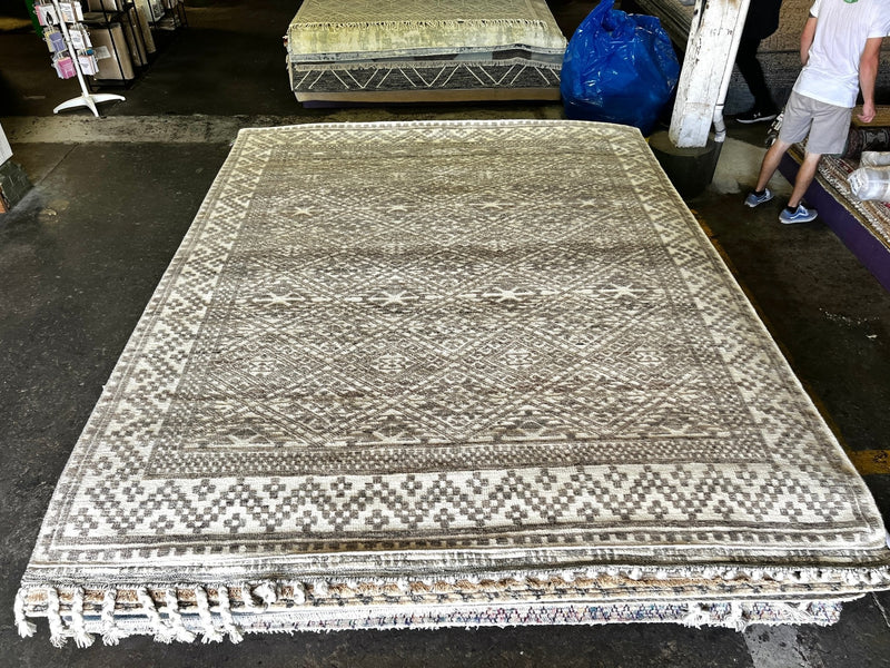 Joel Tobeck Hand-Knotted Modern Natural and Grey High-Low 8X10 | Banana Manor Rug Factory Outlet