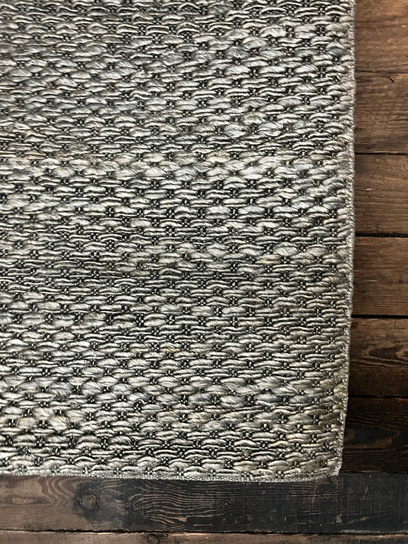 Jonathan Higgins 5.6X7 Loop Jute Rug | Banana Manor Rug Company