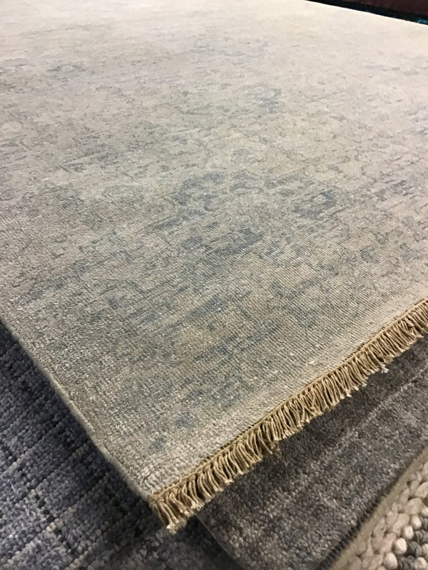 Josie 6x8.9 Silver and Grey Hand-Knotted Oushak Rug | Banana Manor Rug Company