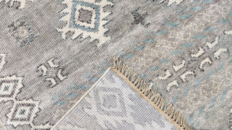 Julia 8x10 Grey and Silver Oushak Rug | Banana Manor Rug Company