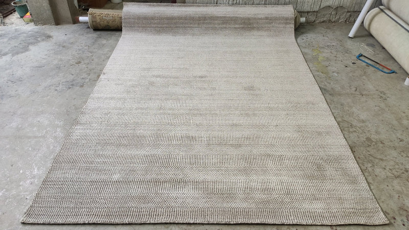 Kayla Loves Phil 6.6x9.6 Silver Handwoven Viscose Rug | Banana Manor Rug Company