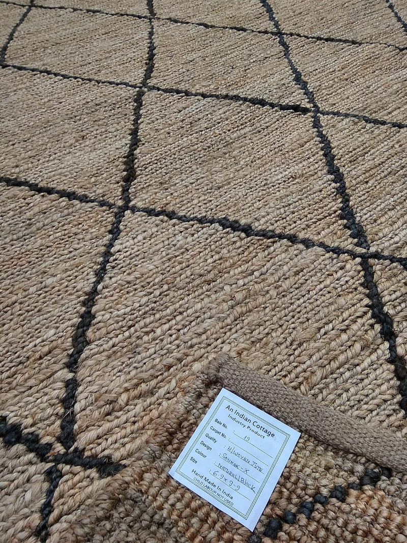 Lana 6.9x9.9 Natural Modern Soumak Jute Rug | Banana Manor Rug Company