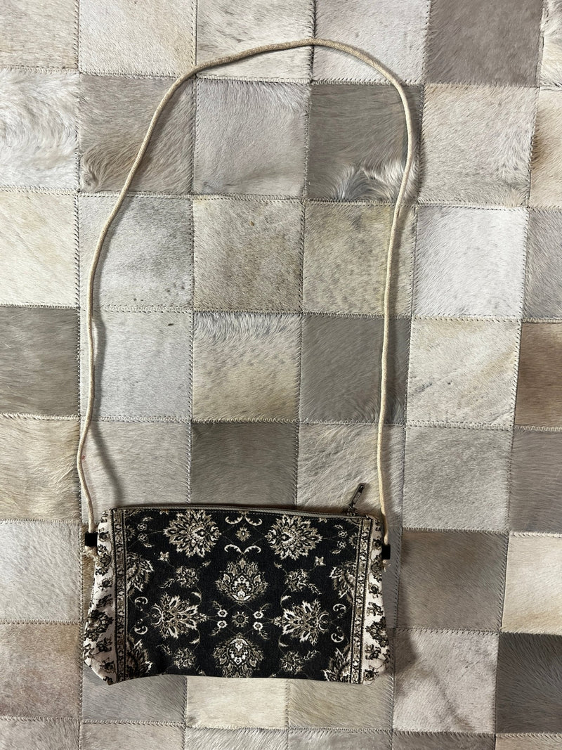 Lil' Lady Handmade Crossbody Purse | Banana Manor Rug Factory Outlet