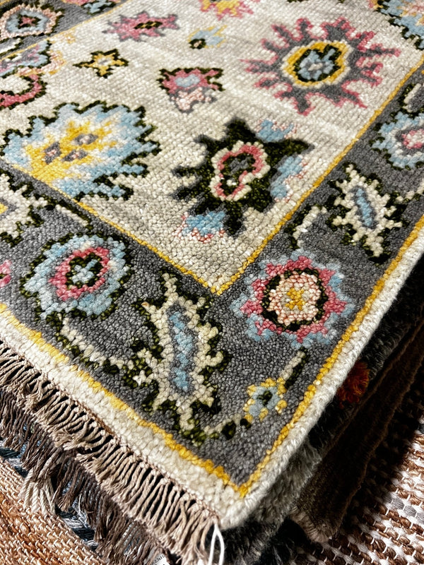 Lil' Susie 2x3 (Multiple Colors) Hand-Knotted Rugs | Banana Manor Rug Factory Outlet