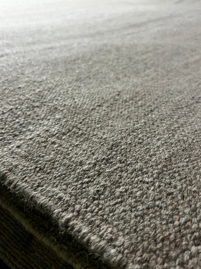 Linus Jackson Grey Handwoven Pet Yarn Durrie Rug (Multiple Sizes & Styles) | Banana Manor Rug Factory Outlet