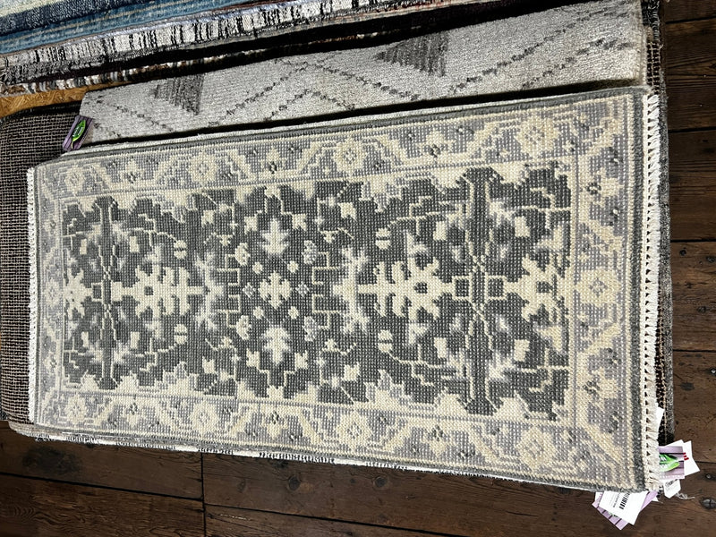 Lisa Henderson 2x4 Grey and Silver Hand-Knotted Oushak Rug | Banana Manor Rug Factory Outlet