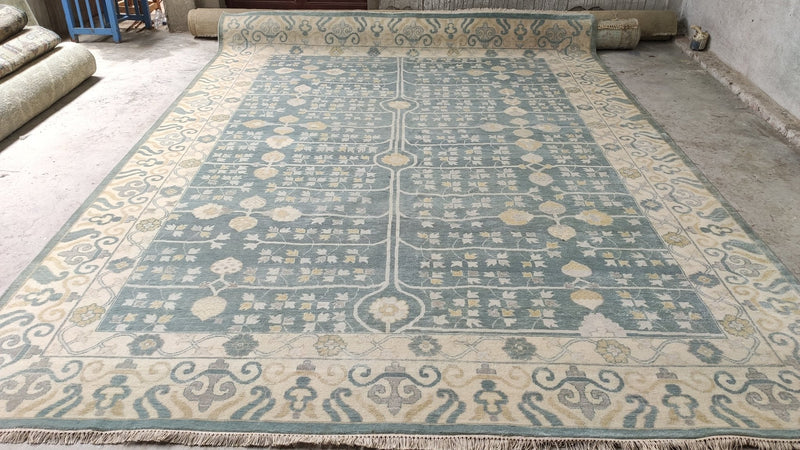 Lizzie McGuire 9x12 Light Blue and Ivory Hand-Knotted Oushak Rug | Banana Manor Rug Company