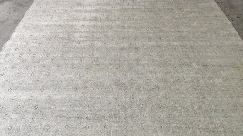 Lucille Austero 8x10 Silver Handwoven Rug | Banana Manor Rug Company