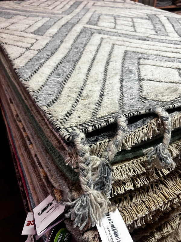 Luke Bracey Hand-Knotted Modern Rug Ivory and Grey High-Low 4x6 | Banana Manor Rug Factory Outlet