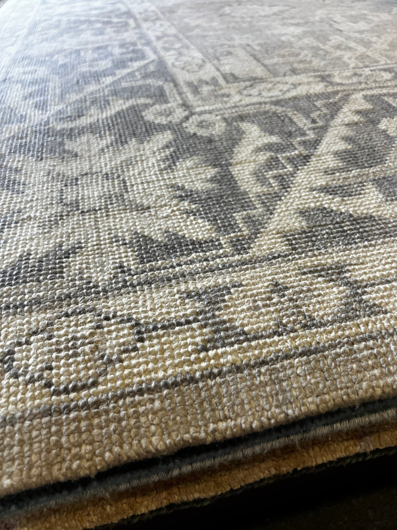 Margaret Trudeau 10x13.9 Silver and Grey Hand-Knotted Oushak Rug | Banana Manor Rug Factory Outlet