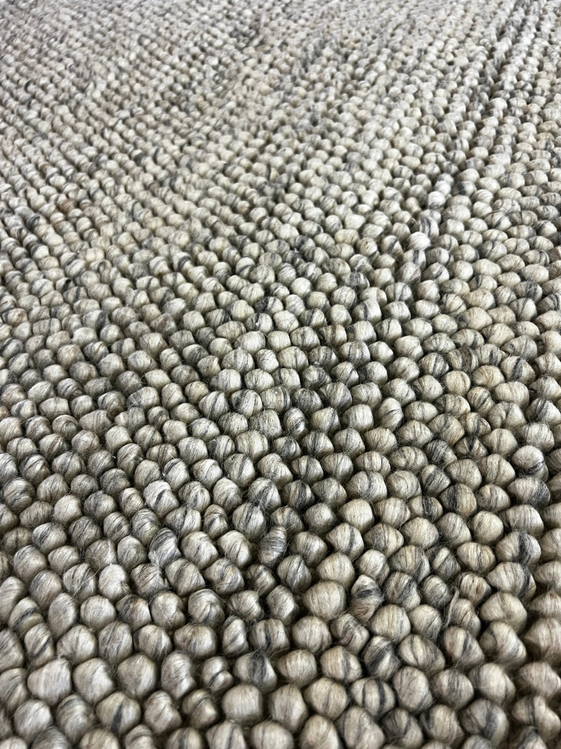 Maria Barrell Handwoven Wool Durrie Natural Grey Loop Ball 6.6x9.6 | Banana Manor Rug Factory Outlet