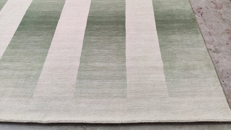 Marian 8x11 Ivory and Green Handwoven Modern Rug | Banana Manor Rug Company