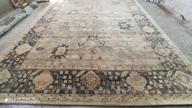 Michael Bollner 10x13.6 Hand-knotted Oushak Rug | Banana Manor Rug Company