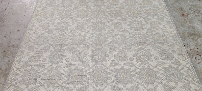 Michelle Nussbaumer Silver and Grey Hand-Knotted Oushak Rug 5x7 | Banana Manor Rug Company