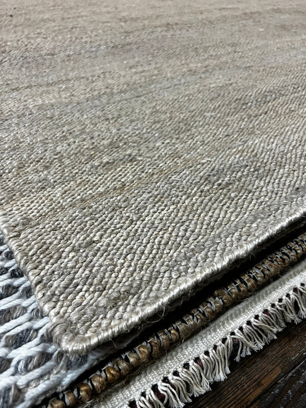 Mirame 5x5 Handwoven Natural Jute Rug | Banana Manor Rug Factory Outlet