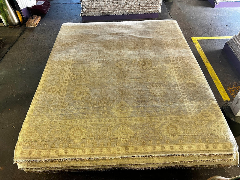 Miriam Margolyes Hand-Knotted Oushak Rug Light Grey and Ivory O'Hara 8x10 | Banana Manor Rug Factory Outlet