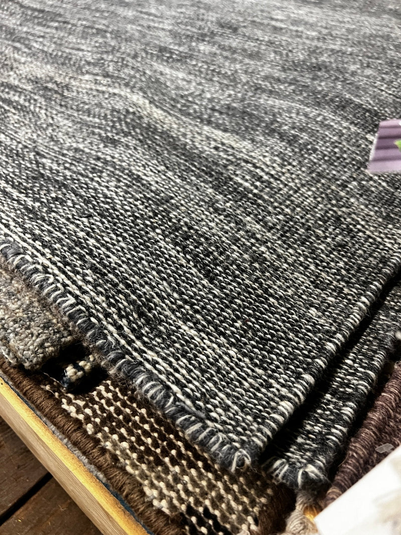 Navin R. Johnson 3x5 Handwoven Grey Durrie Rug | Banana Manor Rug Factory Outlet