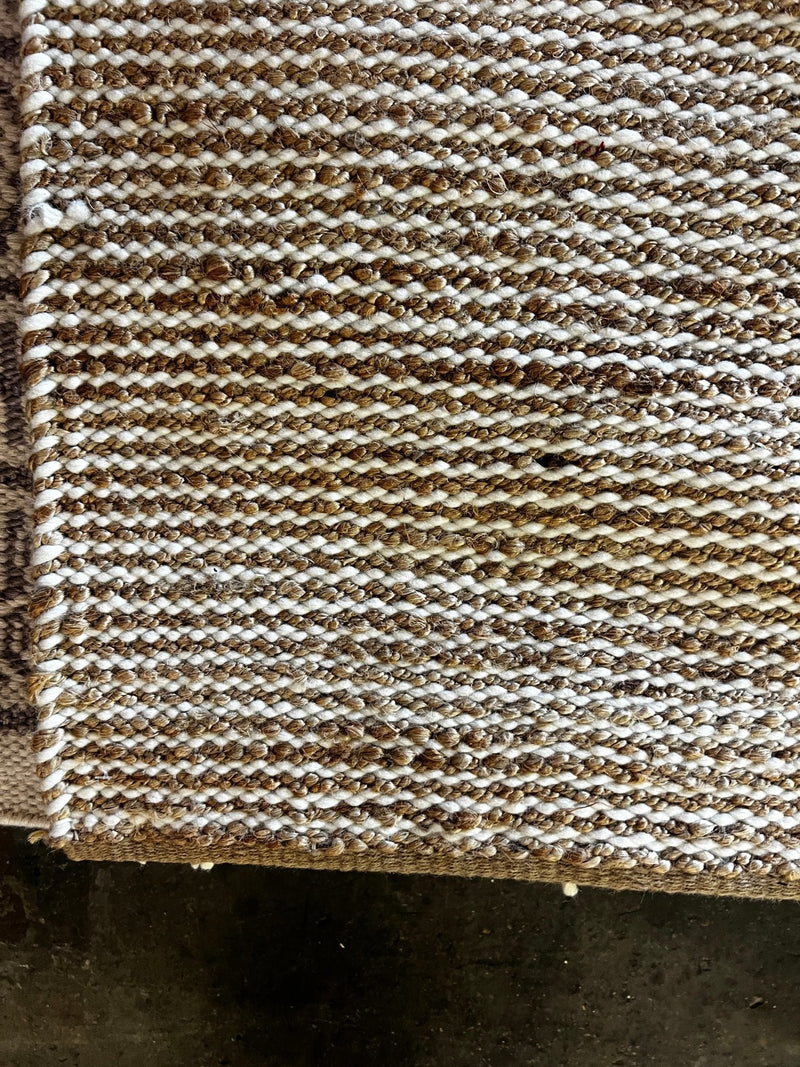 Neutral Texture & Tone 5x8.9/6.9x10/8.3x11.9 Natural Wool and Jute Rug | Banana Manor Rug Company