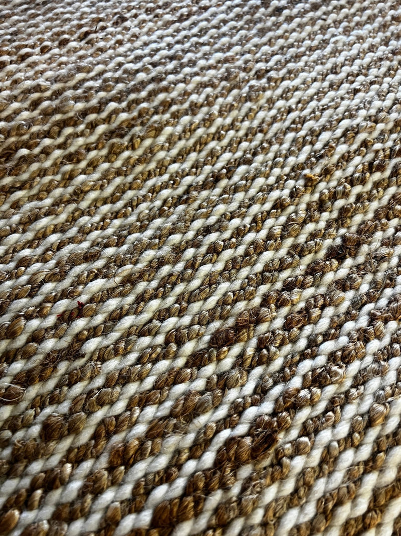 Neutral Texture & Tone 5x8.9/6.9x10/8.3x11.9 Natural Wool and Jute Rug | Banana Manor Rug Company