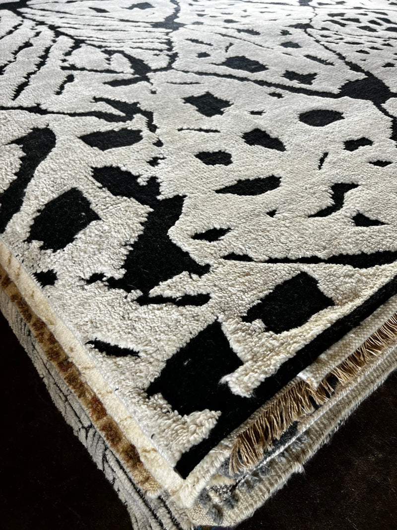 Olivia Vinall 9x12 Black and Ivory Hand-Knotted Modern Rug | Banana Manor Rug Company