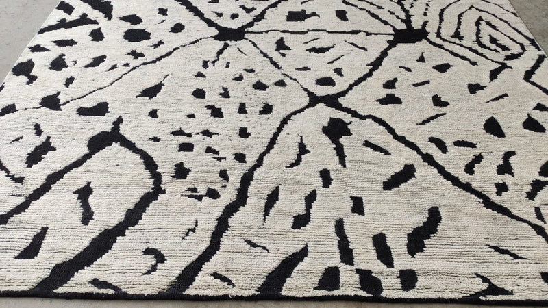 Olivia Vinall 9x12 Black and Ivory Hand-Knotted Modern Rug | Banana Manor Rug Company