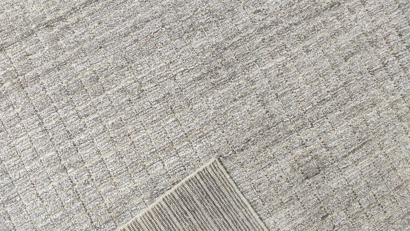 Paul McBartney 8.6x11.6 Grey Handwoven Cubed Rug | Banana Manor Rug Company